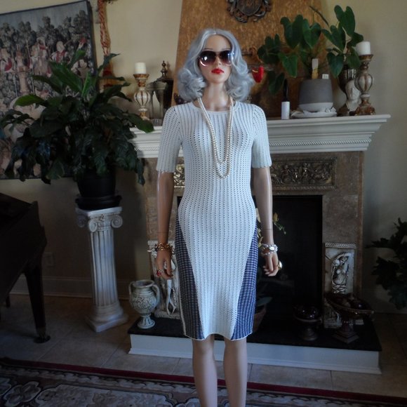 Opening Ceremony Dresses & Skirts - Opening Ceremony Ivory/Black Pointelle Knit Body-Con Dress Size XS
